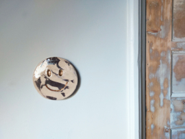 Wandhanger Smiley 15 cm - Marmerlook - 24 krt goud