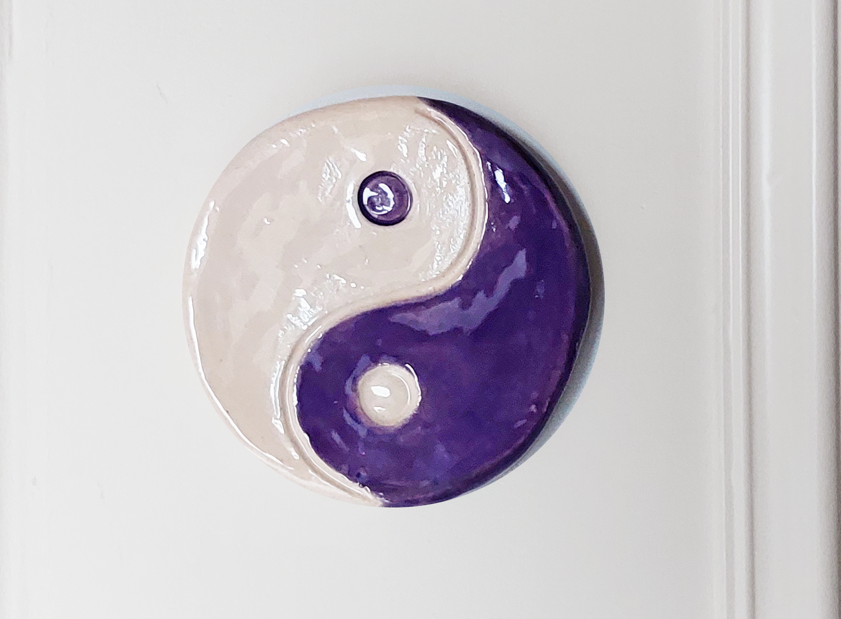 Wandhanger Yin en Yang - Donkerpaars