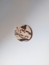 Wandhanger Smiley 10 cm - Marmerlook - 24 krt goud
