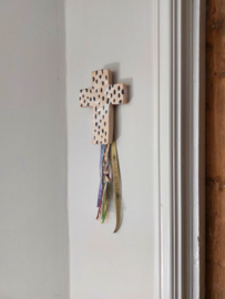 Keramiek kruis dots - wandhanger