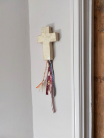 Keramiek kruis  - wandhanger