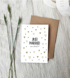 Dubbele wenskaart + envelop | Just Married | Hartjes  | Goudfolie