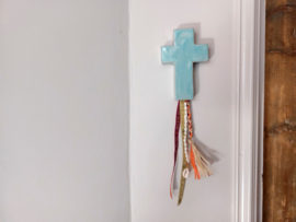 Keramiek kruis  - wandhanger