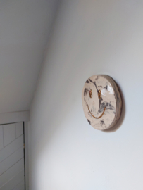 Wandhanger Smiley 15 cm - Marmerlook - 24 krt goud