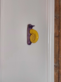 Wandhanger Slak Keramiek - Paars/geel