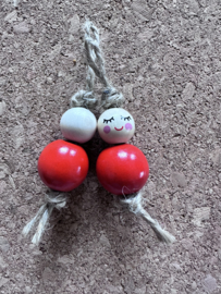 Gelukspop van hout ROOD