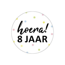 HOERA 8 JAAR! SLUITSTICKER