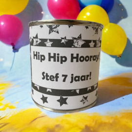 Blikje met wikkel | Hip Hip Hooray!