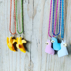 Bolletjes ketting met coole bedel