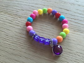 Armband met steentje