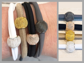 Elastische armband met STOERE kraal