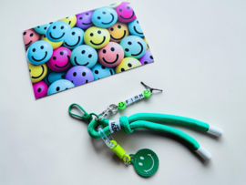 Luxe smiley hanger met kaart