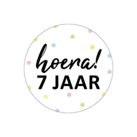 HOERA 7 JAAR! SLUITSTICKER