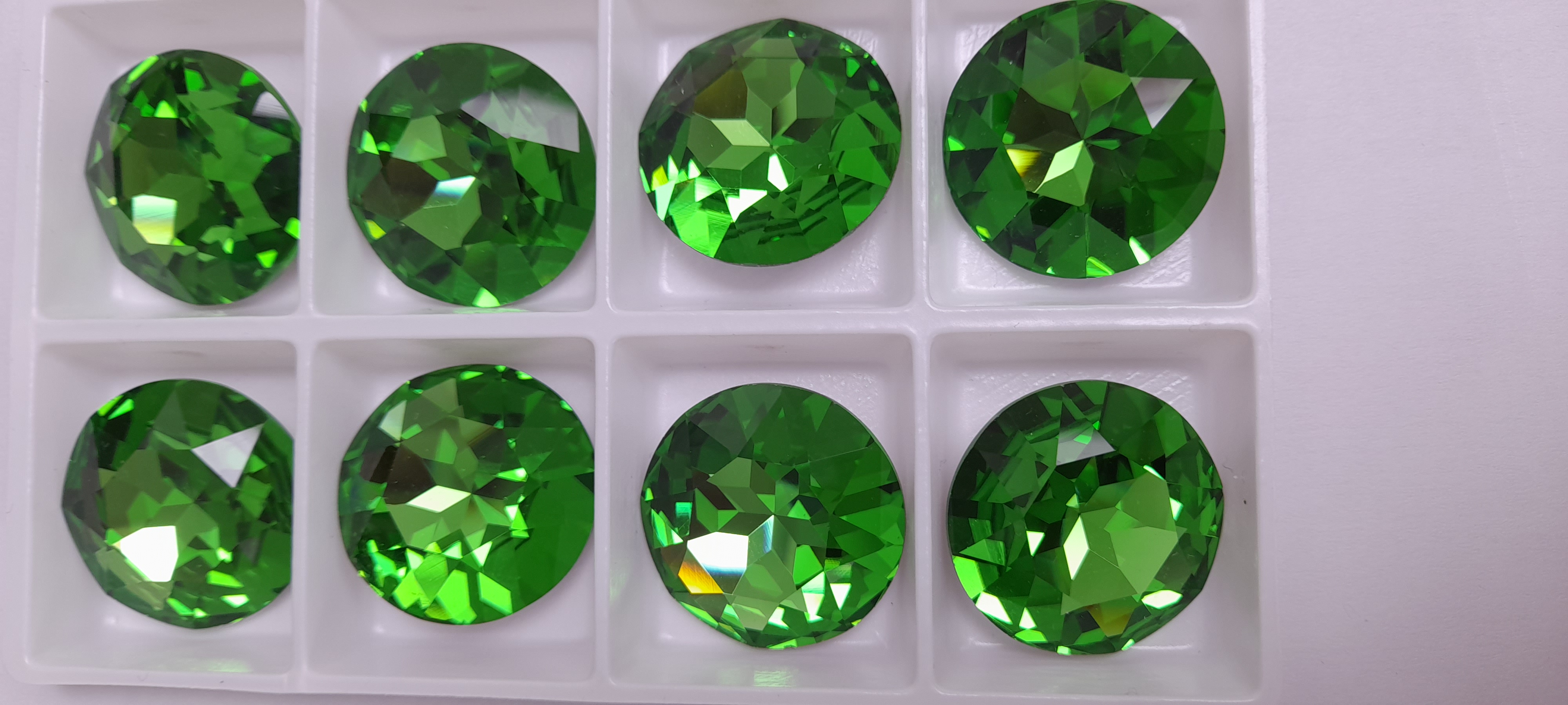 Glas Rivoli - Peridot