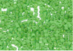 DB0724 Opaque Pea Green