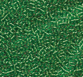 DB046- Silverlined LT Green