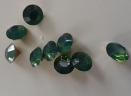 Punsteen 8mm 32018-Turmaline Green Opal