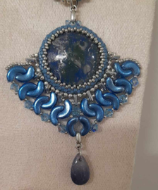 Pakket Hanger "Natascha" ®ParPuca®Beads. Kleur: Blauw