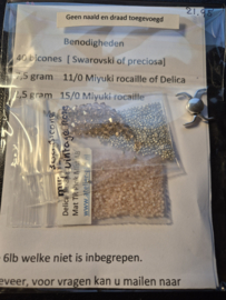 Pakketje Annie Rose Met Delica en met zilver rocaille zie foto 2