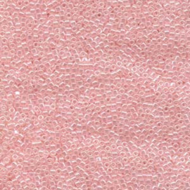 DB0234-Lined Crystal Pale Salmon