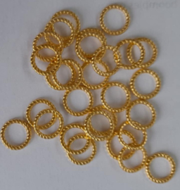 Gedraaide dichte ringen 10mm Goudkleur