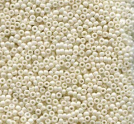Miyuki 11-594 Cream Ceylon