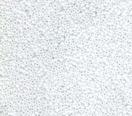 Miyuki 15-402 Opaque Chalk White