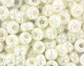 Miyuki 06- 591 Ivory Pearl Ceylon