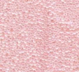 Miyuki 11-517  baby Pink Ceylon