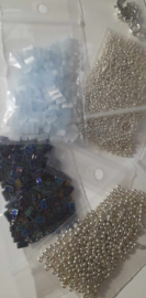 Collier Halve Tila Beads 4 rij- Kleur: L.Blauw en Magic Bleu