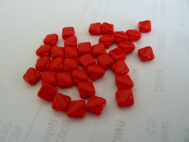 Silky Beads 2-hole 6x6mm Opaque Red