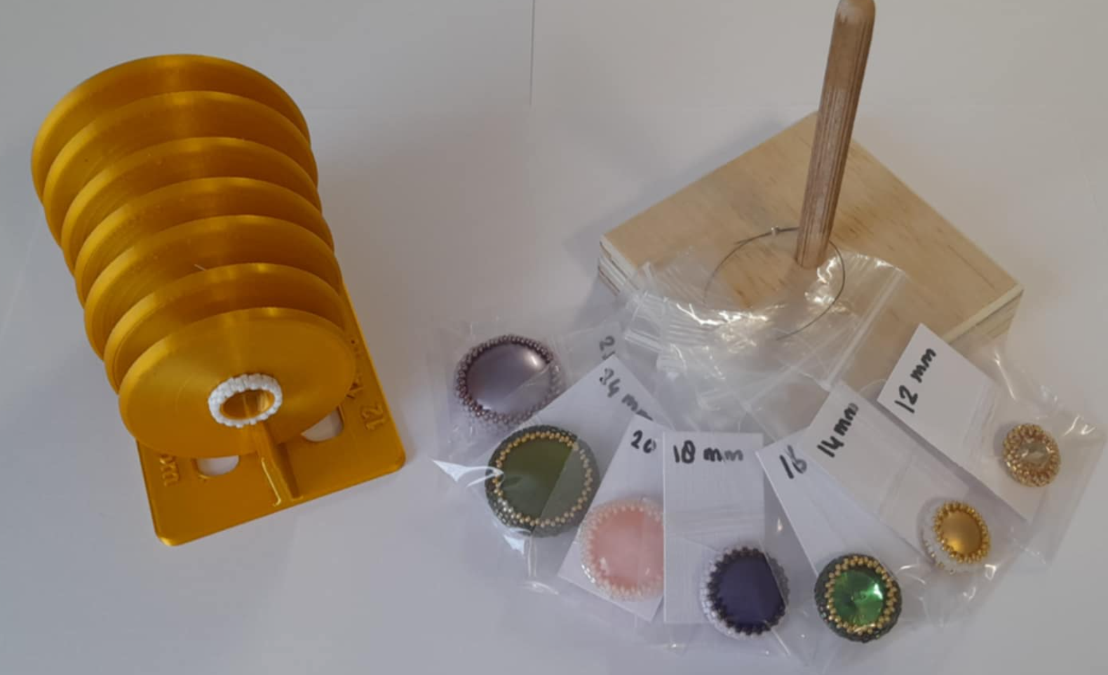 Bezel set- Geel