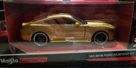 schaalmodel 2015 Ford Mustang GT  1/24