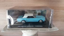 Schaalmodel  Ford Mustang Convertible James Bond collectie  1/43