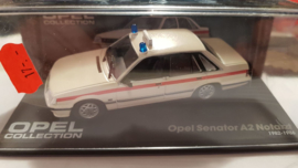 Schaalmodel Opel Senator A2 Notarzt  1982 - 1986  1/43