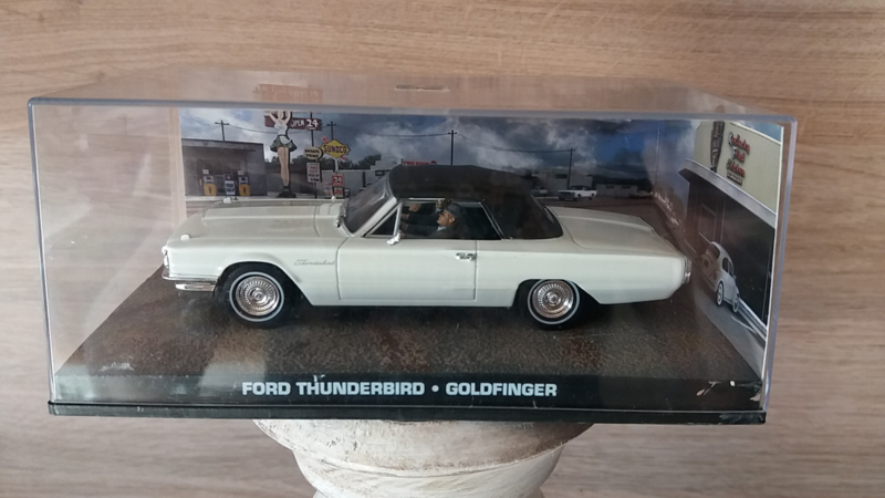 Vluchtig Gehoorzaam Altaar Schaalmodel Ford Thunderbird James Bond collectie 1/43 | Ford | Smetjes  Nostalgie Shop