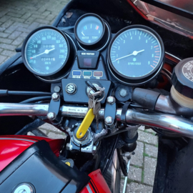 VERKOCHT SUZUKI GT750 (De waterbuffel)