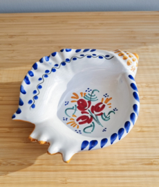 Schaaltje Schelp, keramiek