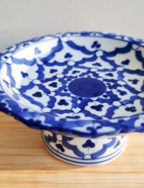 Schaaltje op voet porselein Azië