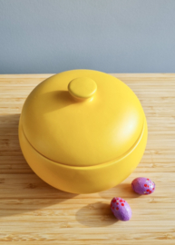 Vintage pot met deksel geel