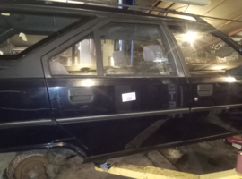 Rechter Achter deur Citroen BX gebruikt mk2/3 blauw (ENuMR) (passend op alle types)