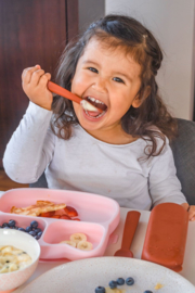 We Might Be Tiny | Feedie Fork & Spoon (geel)