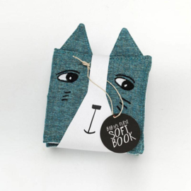 Wee Gallery | Soft book friendly faces in the garden
