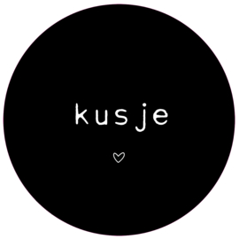 Label-R Kids | Muurcirkel Tekst Kusje (zwart)