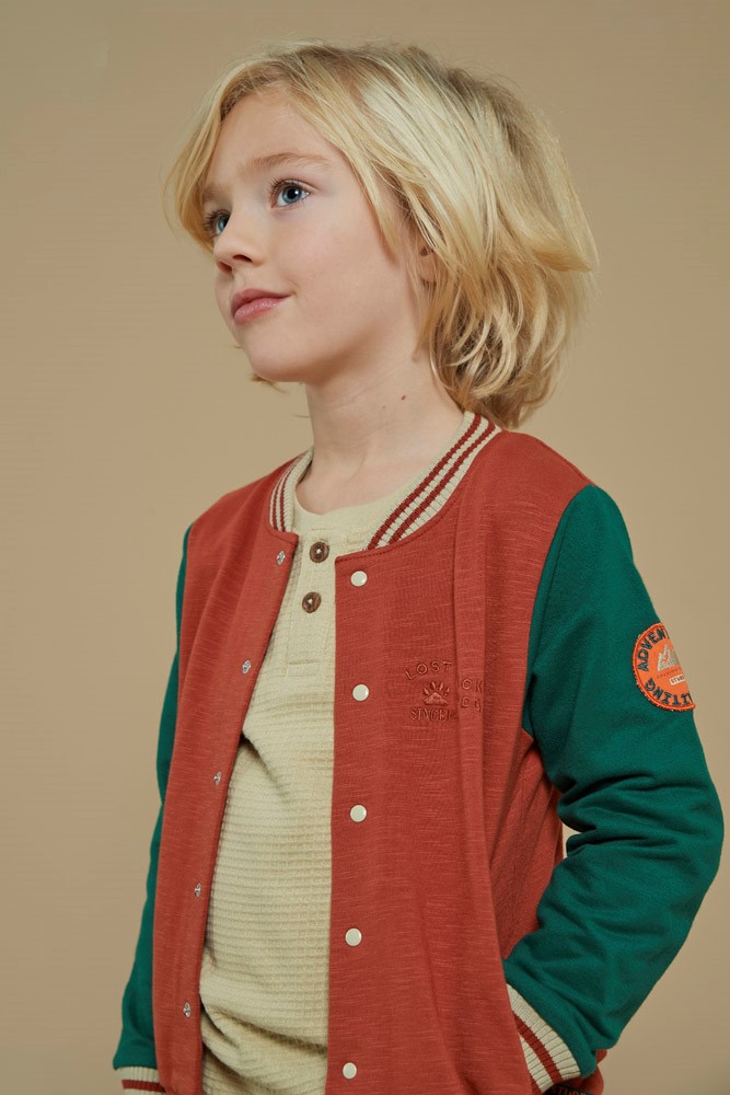 Sturdy sweatvest Chasing Trails