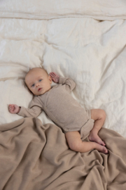 Feetje newborn wikkelromper taupe melange