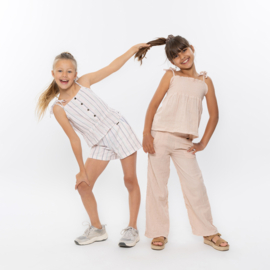 No Way Monday short regular offwhite