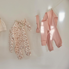 Dirkje newborn babysuit dusty pink