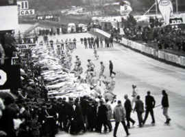 Start 24h Le Mans 1968 - Drivers Lining Up