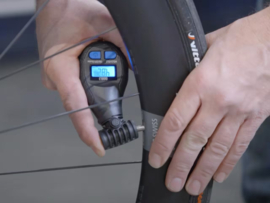 BBB GadgetGauge Digital Pressure Gauge